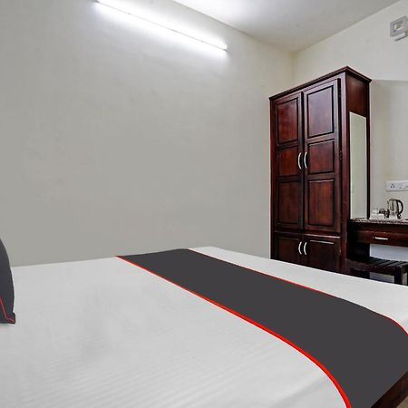 Collection O White House Pearl Otel Kochi Dış mekan fotoğraf