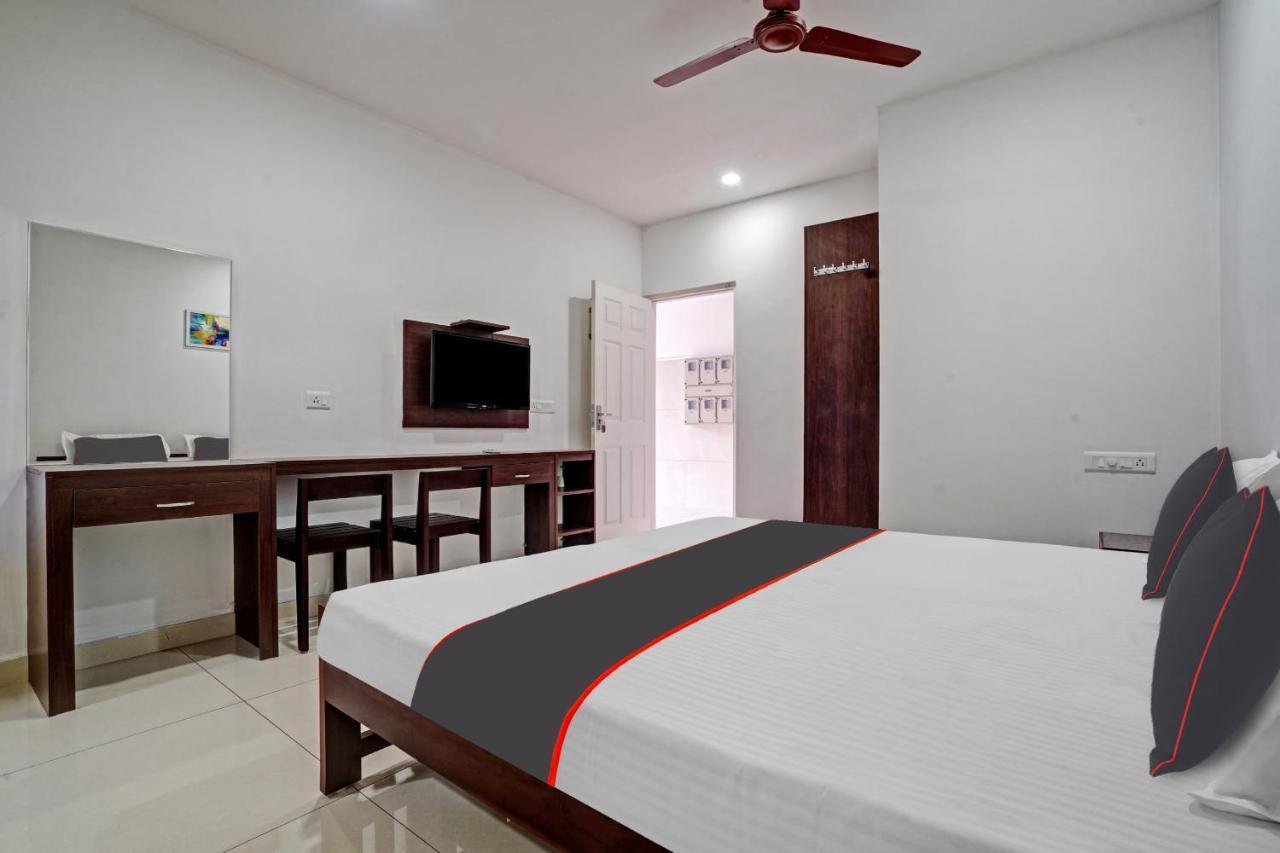 Collection O White House Pearl Otel Kochi Dış mekan fotoğraf